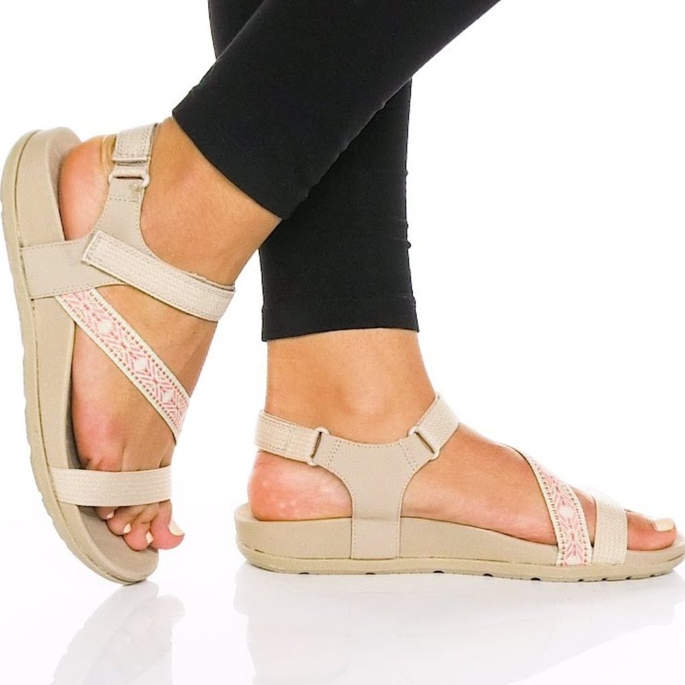 Reggae-Lite Beachy Sunrise Sandals